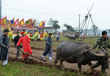 Presidente vietnamita desea un año laboral favorable y próspero para el país